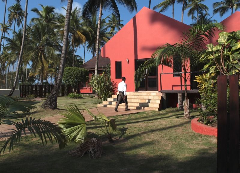 Omali Sao Tome Hotel Bagian luar foto